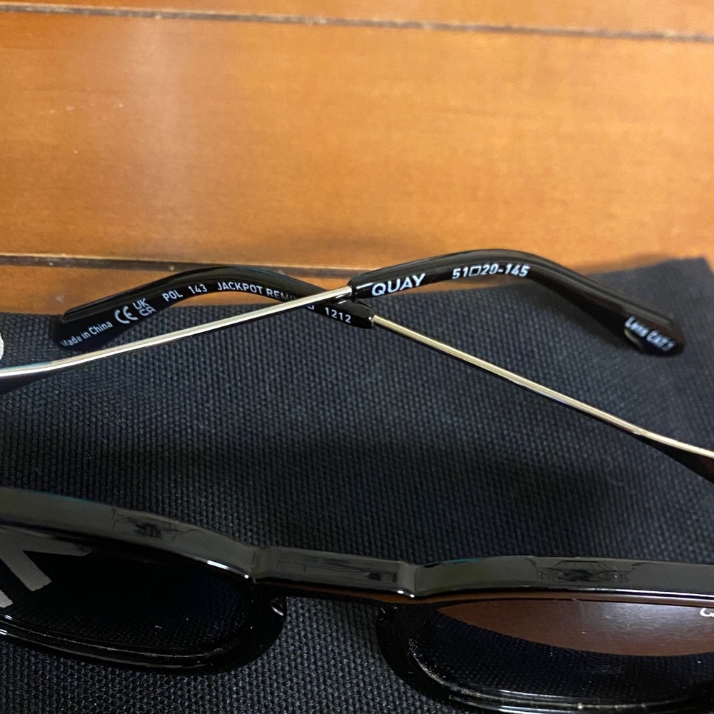 Quay Australia polarized sunglasses - Picture 3 of 4